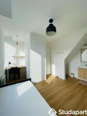 Chambre - 12 m² - 1 pièce