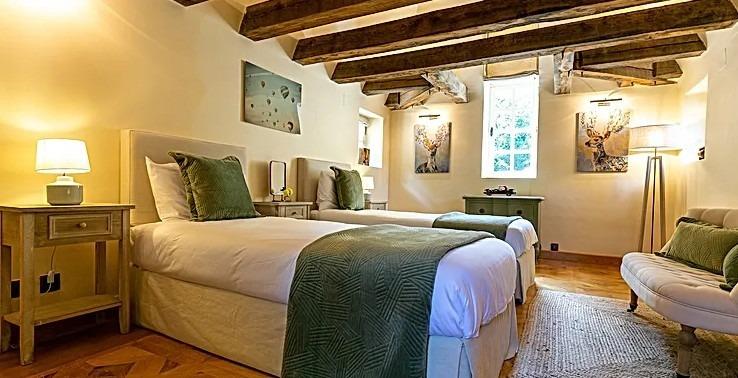 Manoir - 980 m² - 22 pièces