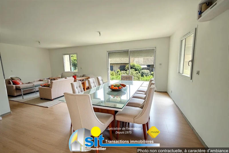 Maison - 104 m² - 5 pièces