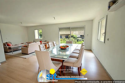 Maison - 104 m² - 5 pièces