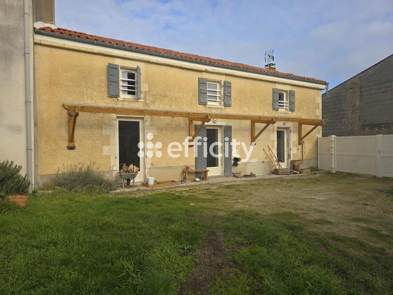 Maison - 122 m² - 4 pièces