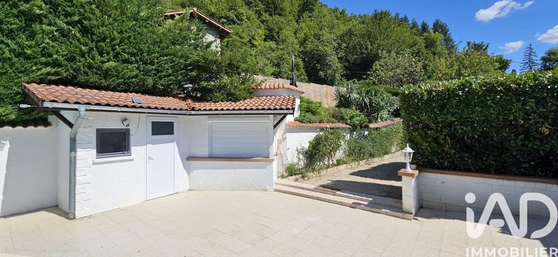 Maison - 122 m² - 6 pièces