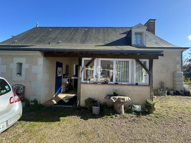 Maison traditionnelle - 206 m² - 7 pièces