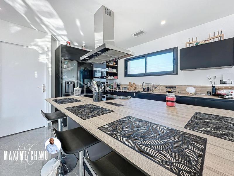 Maison - 100 m² - 4 pièces