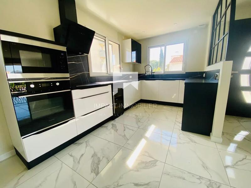 Maison - 160 m² - 7 pièces