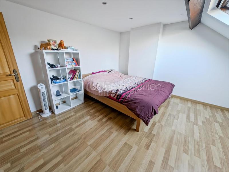 Maison - 147 m² - 8 pièces