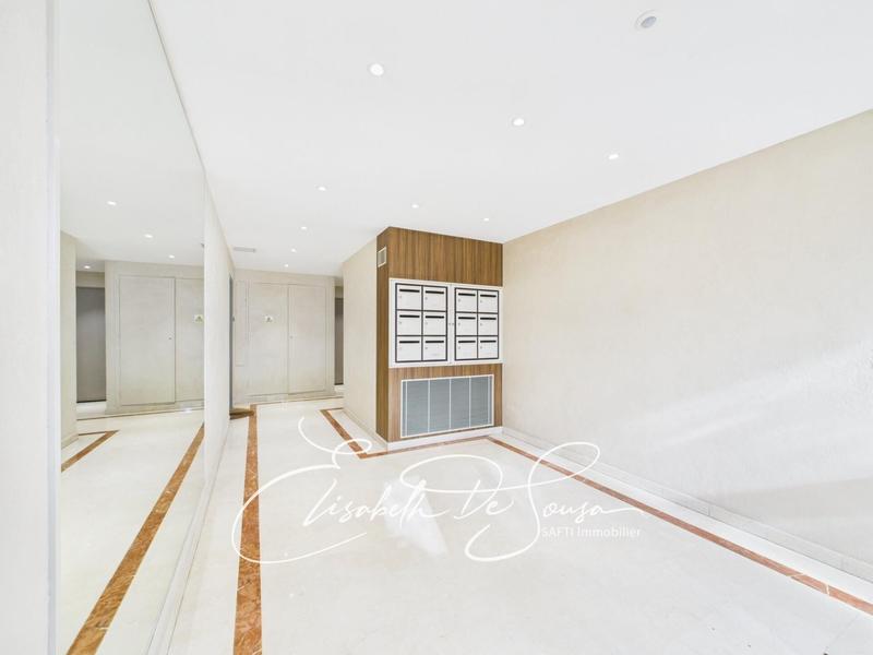 Appartement - 114 m² - 5 pièces