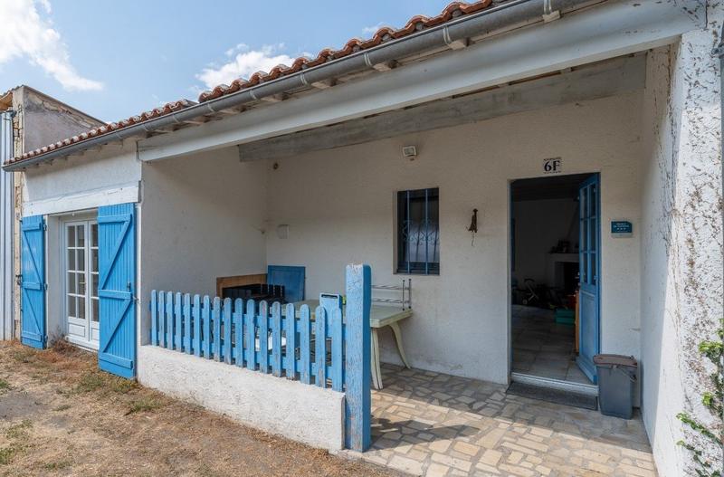 Maison - 210 m² - 10 pièces