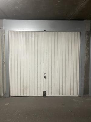 Parking / Garage - 10 m²