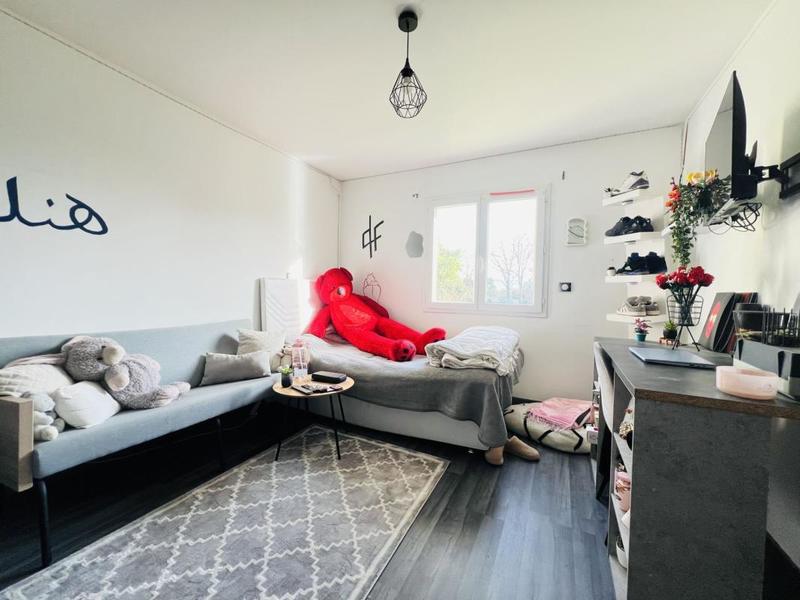 Pavillon - 155 m² - 6 pièces