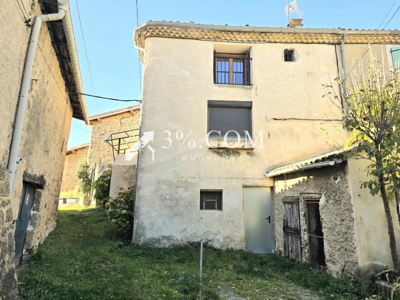 Maison - 96 m² - 5 pièces