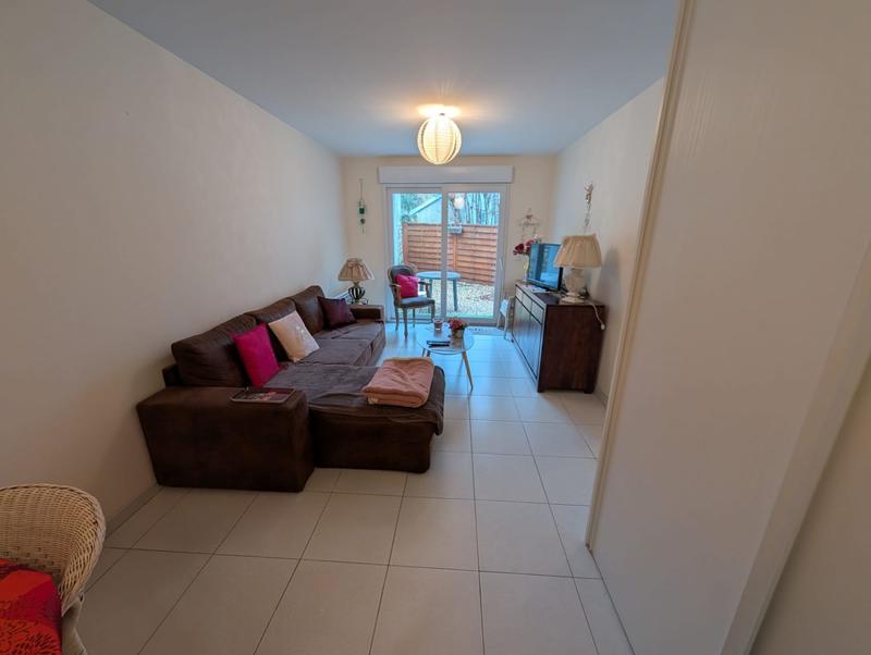 Maison - 378 m² - 9 pièces