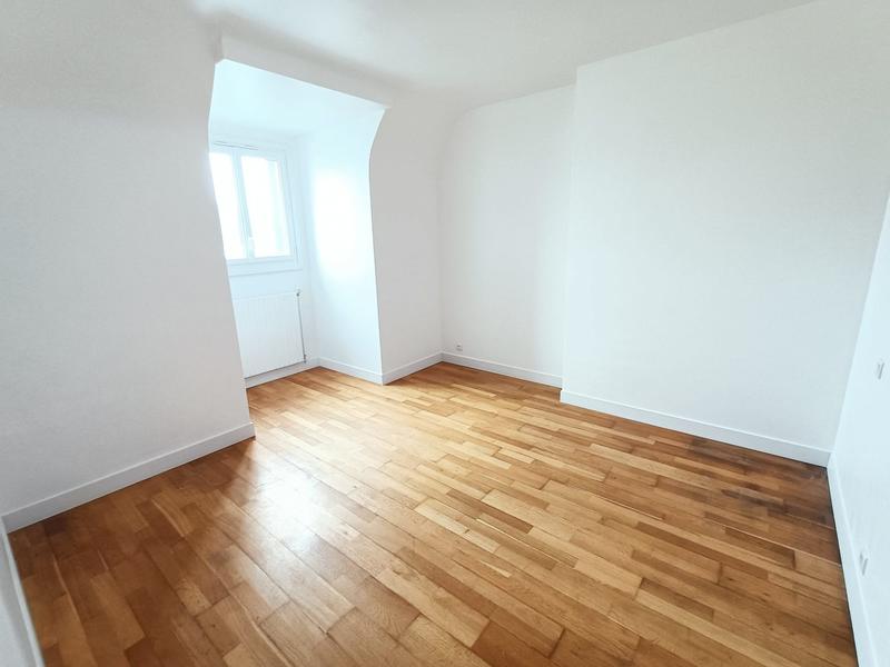 Maison traditionnelle - 102 m² - 5 pièces