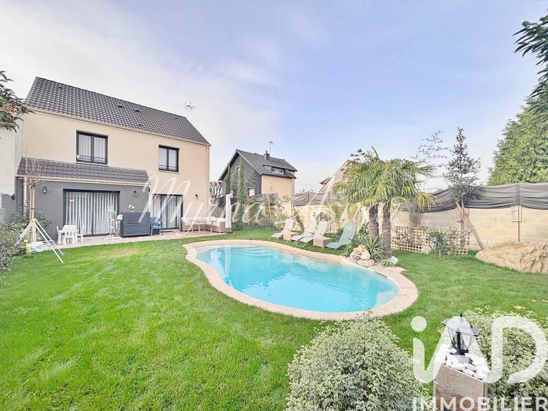 Maison - 122 m² - 6 pièces