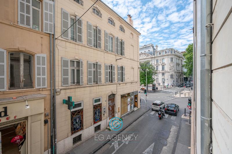 Appartement - 115 m² - 4 pièces