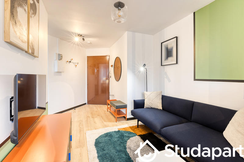 Chambre - 11 m² - 1 pièce