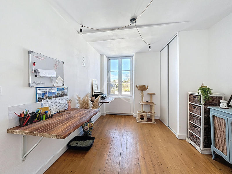 Maison - 87 m² - 5 pièces