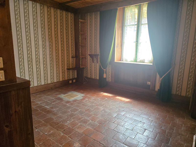 Maison - 83 m² - 5 pièces