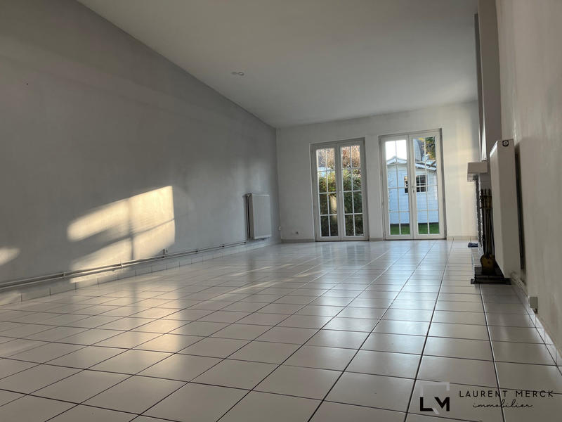 Maison - 98 m² - 4 pièces