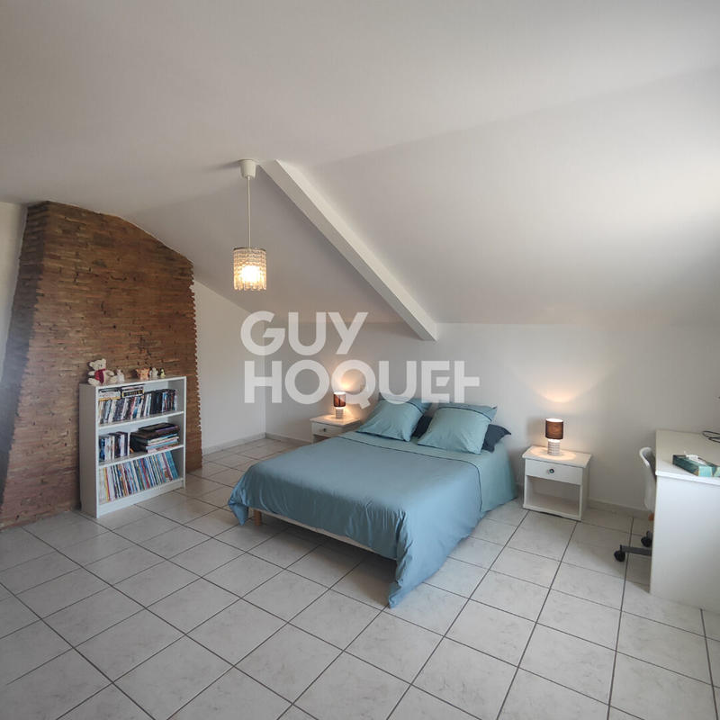 Maison - 210 m² - 215 pièces