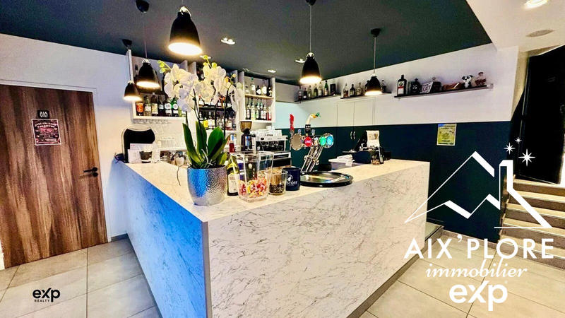 Fonds de commerce - Magasins - 1 118 m²