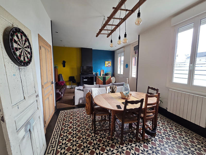 Maison - 80 m² - 4 pièces