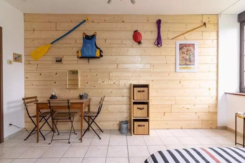 Maison - 313 m² - 10 pièces