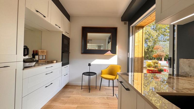 Villa - 146 m² - 6 pièces