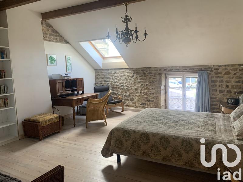 Maison - 211 m² - 7 pièces