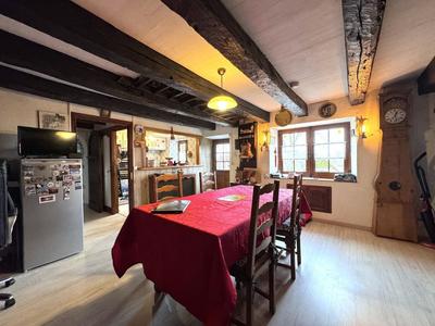 Maison - 100 m² - 6 pièces