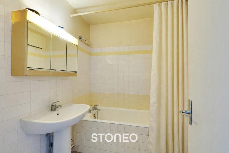 Appartement ancien - 70 m² - 4 pièces