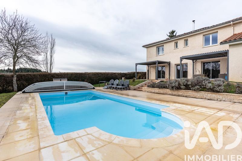 Maison - 150 m² - 5 pièces