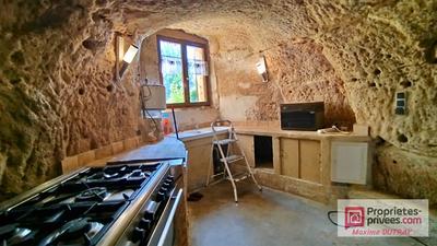 Maison - 110 m² - 2 pièces