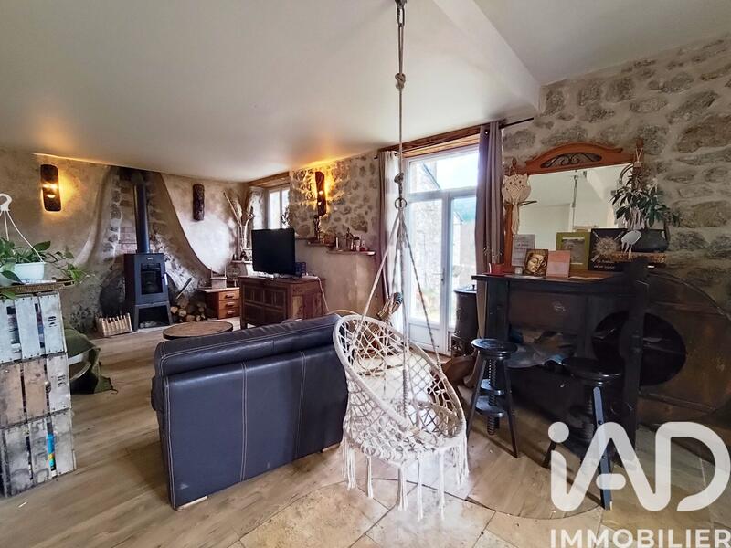 Maison - 133 m² - 6 pièces