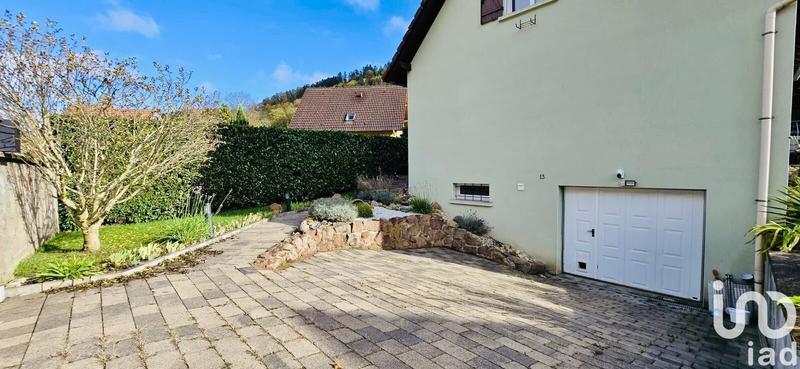 Maison - 97 m² - 5 pièces