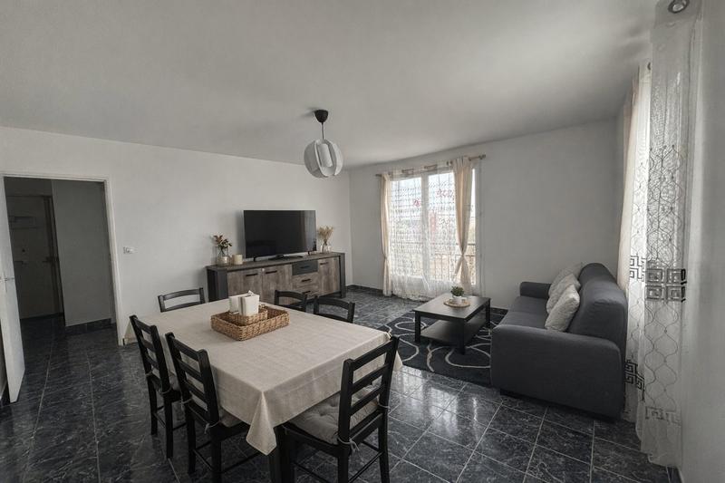 Appartement - 70 m² - 3 pièces