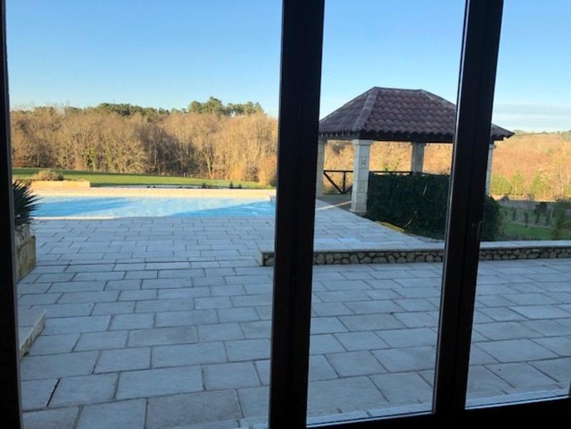 Maison - 900 m² - 20 pièces