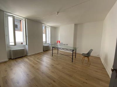 Appartement - 98 m² - 3 pièces