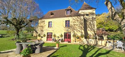 Demeure - 245 m² - 10 pièces