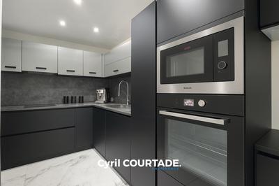 Appartement - 96 m² - 3 pièces