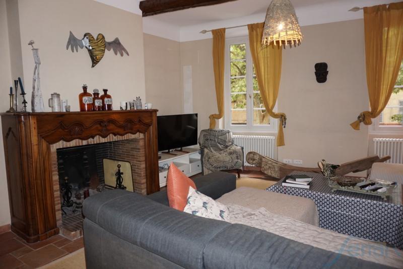 Appartement - 270 m² - 8 pièces