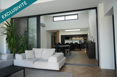 Maison - 149 m² - 6 pièces