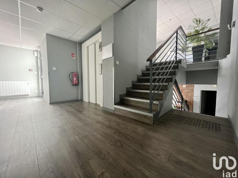 Local commercial - 1 500 m²