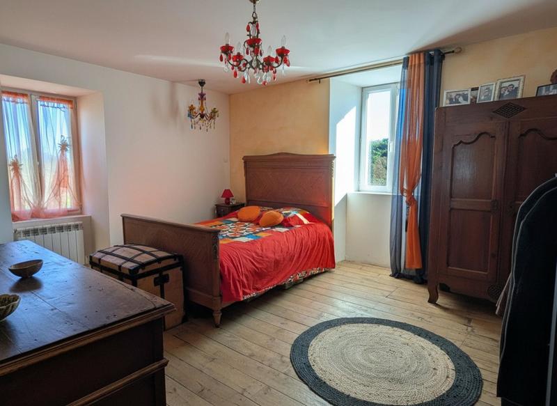 Maison - 157 m² - 5 pièces