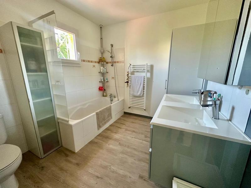 Maison - 145 m² - 5 pièces