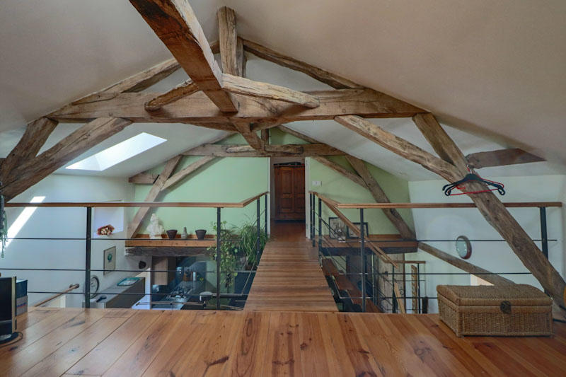 Propriété - 538 m² - 24 pièces