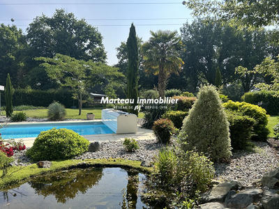 Maison - 178 m² - 8 pièces