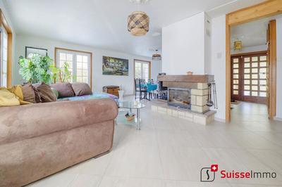 Maison - 140 m² - 7 pièces