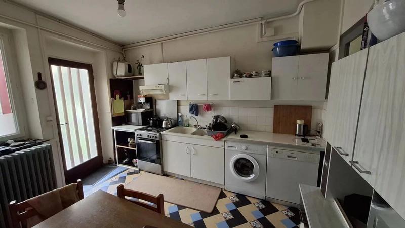 Immeuble - 240 m² - 11 pièces