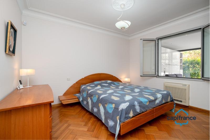 Villa - 169 m² - 8 pièces